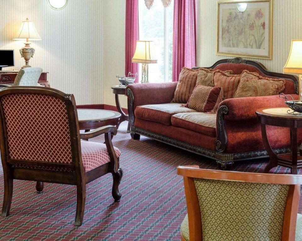 גרינוויל Rodeway Inn מראה חיצוני תמונה