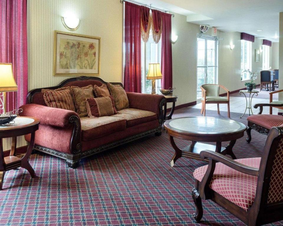 גרינוויל Rodeway Inn מראה חיצוני תמונה