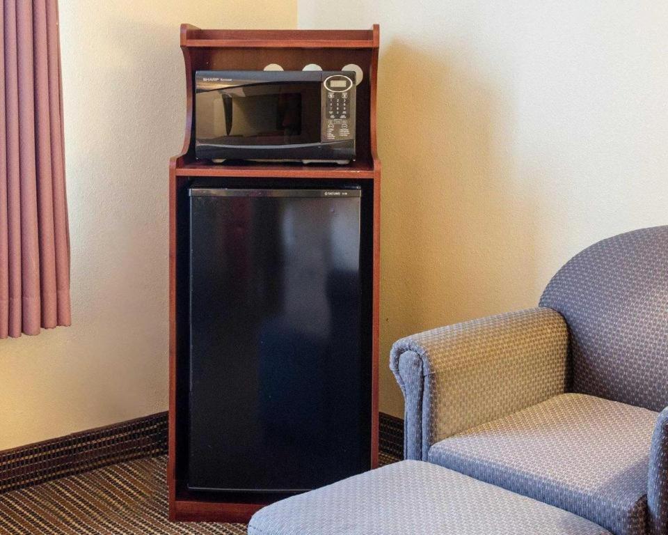 גרינוויל Rodeway Inn מראה חיצוני תמונה