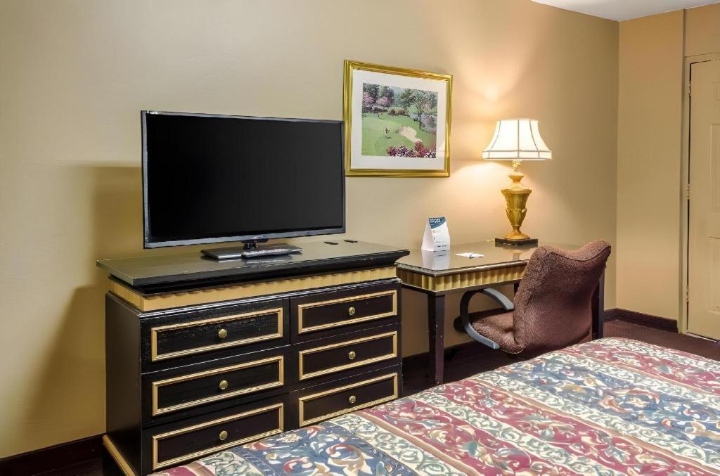 גרינוויל Rodeway Inn מראה חיצוני תמונה