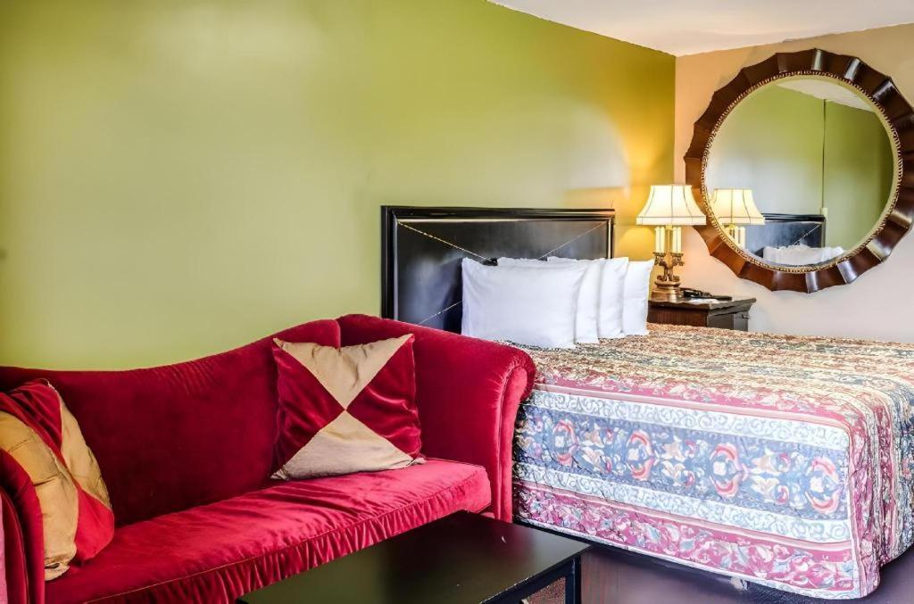 גרינוויל Rodeway Inn מראה חיצוני תמונה
