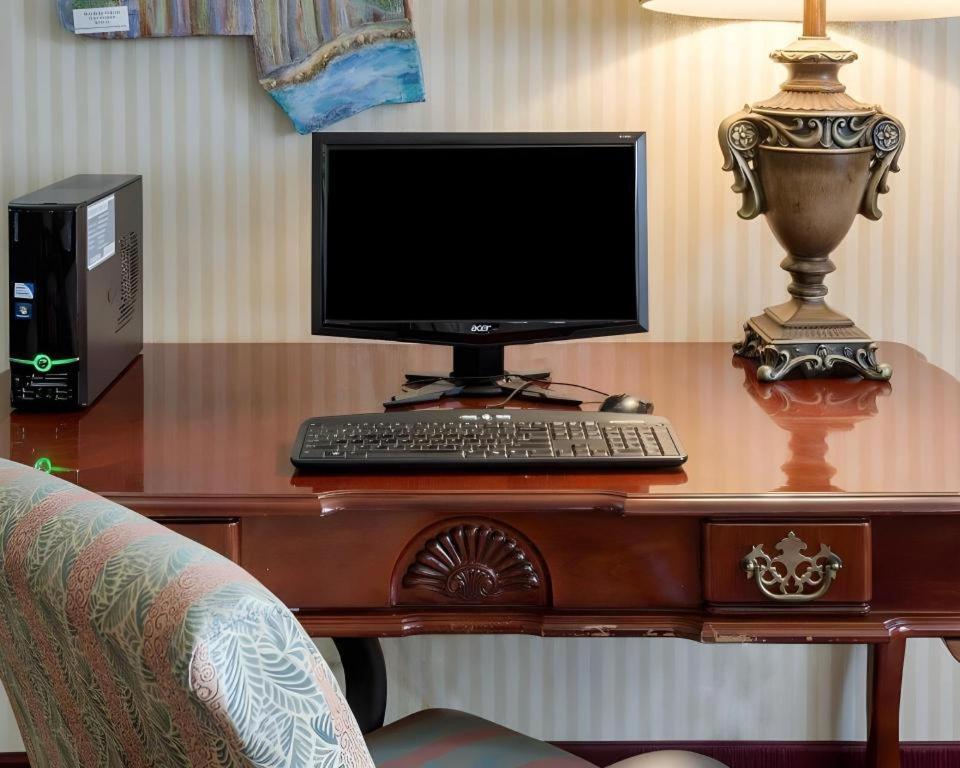 גרינוויל Rodeway Inn מראה חיצוני תמונה