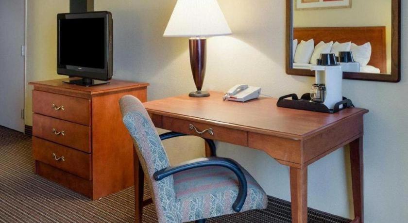 גרינוויל Rodeway Inn מראה חיצוני תמונה