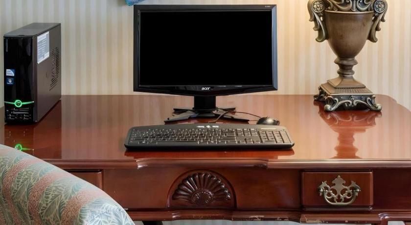 גרינוויל Rodeway Inn מראה חיצוני תמונה